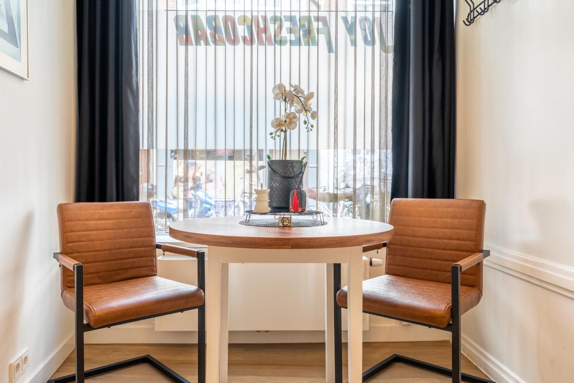 Stylish Studio In The Heart Of Breda City Center Экстерьер фото